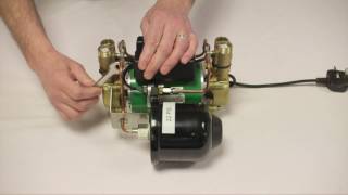 How to change an o ring seal on a Salamander Pumps brass Force Pump [upl. by Kciregor]