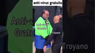 Por eso no usen antivirus gratuitos 🤣 videosgraciosos videosderisa humor seguridaddigital [upl. by Pinckney]