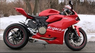 Ducati Panigale 1199 Exhaust Sound amp Walkaround Startup amp Reeving  Zimowe Przepalanie Panigale [upl. by Kampmeier]