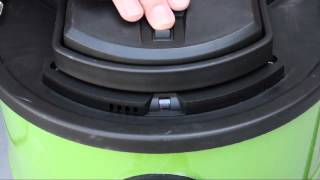 Powersmith PAVC101 Ash Vacuum Video [upl. by Keegan]