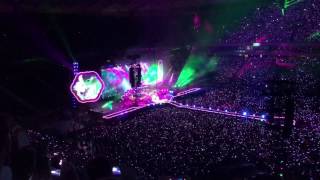 Coldplay  Sky full of stars HD LIVE Warsaw 2017 [upl. by Niliak]