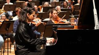 Khatia Buniatishvili  Concerto pour piano n° 2 de Rachmaninoff [upl. by Ayotan]