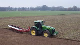 Zimowa orka potężnym zestawem🤯John Deere8330 amp KVERNELAND PS100 [upl. by Ardnait585]