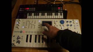 Sampling Monofonic UnoSynth into Polyphonic Wofi [upl. by Catlaina]