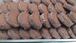 Biscotti Al Cioccolato e Cannella Senza Uova  Corso di Pasticceria [upl. by Rehpotsirh]