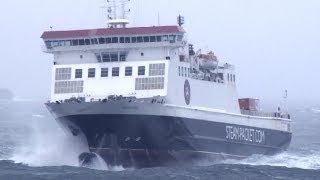 Gale Force Winds  Ben My Chree  Arrival in Douglas [upl. by Buehrer]