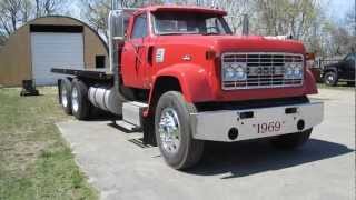 Gmc 9500 Lond Hood 8V71N Detroit Diesel [upl. by Rebekah]