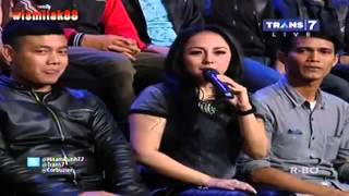 FULL Perang Adu Mulut FARHAT ABBAS vs DEWI PERSIK Hitam Putih 8 Januari 2014 [upl. by Cerveny]