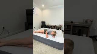 Review INTEX DuraBeam Deluxe Air Mattress airmattress intext [upl. by Alesi]