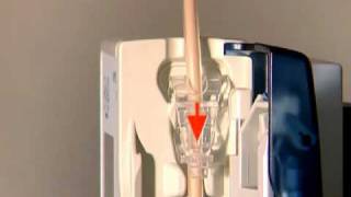 Fresenius Kabi Applix Smart INSTALLING THE GIVING SET [upl. by Grekin]