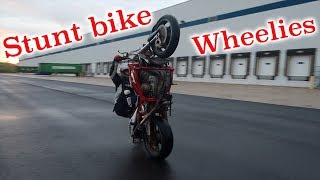 Kawasaki 636 stunt bike wheelie session [upl. by Valora4]