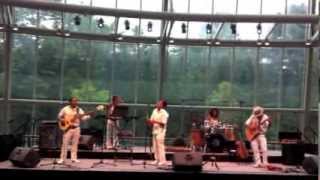 Yarina  Live at the Pequot Museum CT 2013  Shunku Tushuy [upl. by Enylodnewg703]