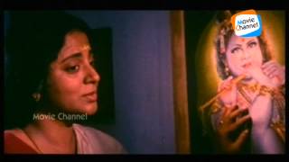 Omanathinkalurangu ORUMUTHAM MANIMUTHAM Evergreen Malayalam Movie Song  KS Chithra  Raveendran [upl. by Vano]