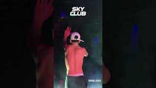 Alejo Isakk Gusty DJ  SESSION EN EL BARRIO  Show en VIVO 🥳🎶🇦🇷 Sky Club  La Banda Argentina [upl. by Burton]