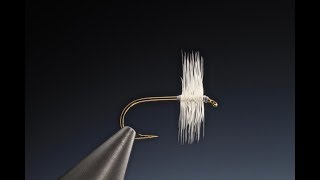 Fly Tying a traditional dry fly hackle technique with Barry Ord Clarke [upl. by Liek]