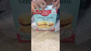 How to make velvety vanilla cake vanilla velvet cake mix tutorial [upl. by Herbie]