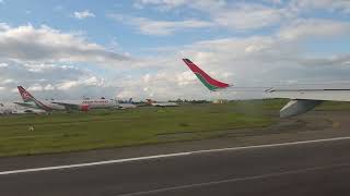 🇰🇪 kenya Airways take off from Nairobi Kenyadestination EntebbeUganda30th November 2015152pm [upl. by Cayser578]