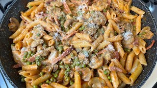 PASTA ALLA BOSCAIOLA di Betty e Marco  Ricetta facile e veloce [upl. by Doretta991]