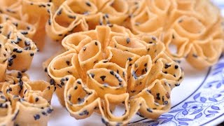 Crispy Lotus Blossom Cookie Thai Dessert – Kanom Dok Jok ขนมดอกจอก [upl. by Mari183]