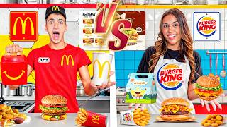 QUIEN HAGA EL MEJOR RESTAURENTE DE CARTON GANA McDonalds vs Burguer King [upl. by Ilenna]