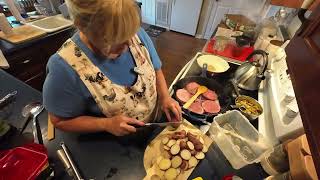 Salsbury Steak and Gravy quickweeknightmeal weeknightdinners leftovers [upl. by Rillis43]