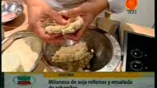 Milanesas de soja rellenas y ensalada de rabanitos pt3 201202093gp [upl. by Chute829]