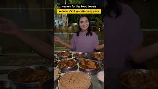 Vadodaras 18 years old famous Nonveg Restaurant  street food  food vlog foodieshort [upl. by Karas]