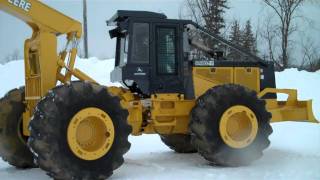 JD 648GIII SKIDDER  RUNNING [upl. by Crutcher766]