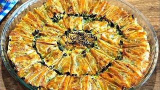 PEYNİRLİ ISPANAKLI KIRMA BÖREK TARİFİ 💯 MEVSİMİNDE TEPSİ TEPSİ YAPIYORUM muhacirböreği kırmaböreği [upl. by Gothar318]