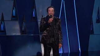 Smokey Robinson Presents Raye Perfomance  AMAs 50th Anniversary Special [upl. by Gierk]