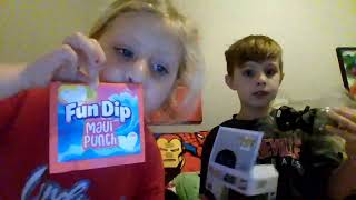 lawson and adabelle and Emma Grace unbox pop [upl. by Eilesor]