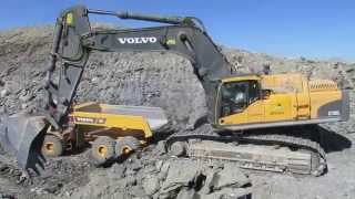 Volvo EC700C loading A25FG [upl. by Roseann]