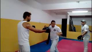 aula de capoeira para iniciantes 22102024 corpo saudável traz uma mente saudável busca da saúde [upl. by Zemaj981]