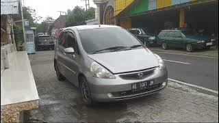 dijual Honda jazz 15 iDSI 2005 wa 082141716190 bisa tukar tambah sekoto Kediri [upl. by Aznofla4]