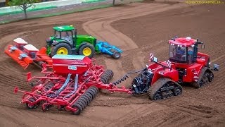 RC Tractors John Deere Case and Fendt at work Siku Farmland in Neumünster Germany [upl. by Refinnej]