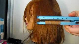 How to Flip your hair out like the instyler [upl. by Barta]