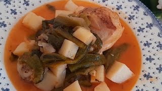 Pollo con rajas poblanas [upl. by Sibylle]