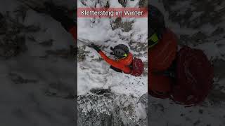 Klettersteig im WINTER Ausgesetzte Steilwand am ETTALER MANNDL [upl. by Lindo]