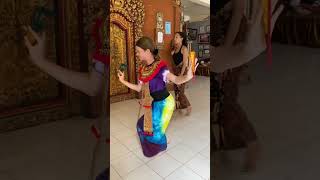 Learning Balinese Dance called “Condong” [upl. by Aggi257]