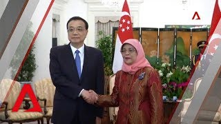 Chinese Premier Li Keqiang calls on President Halimah Yacob [upl. by Ilujna]