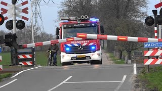 Prio 1 brandweer Maarn Woudenberg en Doorn met spoed naar grote brand aan de Haarweg in Woudenberg [upl. by Purity967]