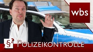 Darf ich mich gegen eine Polizeikontrolle wehren  Rechtsanwalt Christian Solmecke [upl. by Novyad]