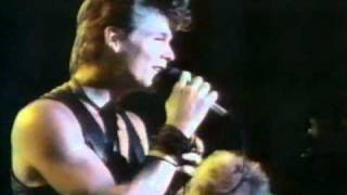 aha  Ive Been Losing You Live 1986 Subtitulado  InglésEspañol [upl. by Auohs184]