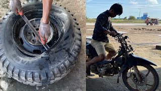 How to put a rim on the tire by easy [upl. by Llewxam]