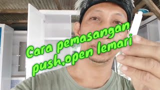 Cara pasang push open lemari kaca minimalis [upl. by Ariam]