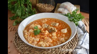 ARROZ CON BACALAO Y GARBANZOS [upl. by Eittocs751]