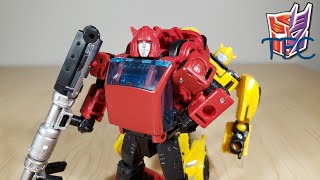 Transformers Review WFC Earthrise Cliffjumper [upl. by Redmund165]