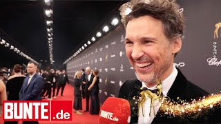 Florian David Fitz – Das macht die Freundschaft zu Matthias Schweighöfer aus [upl. by Peggie171]