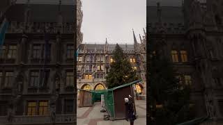 Marienplatz mit Christbaum 2024 [upl. by Repsihw]