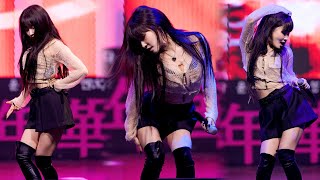 231027 청하 CHUNGHA Snapping  Sparkling  Roller Coaster  벌써 12시 4K 60P 직캠 동서울대 축제 by DaftTaengk [upl. by Ajak]